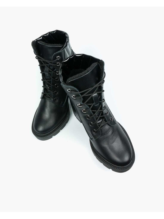 Czarne botki damskie skórzane