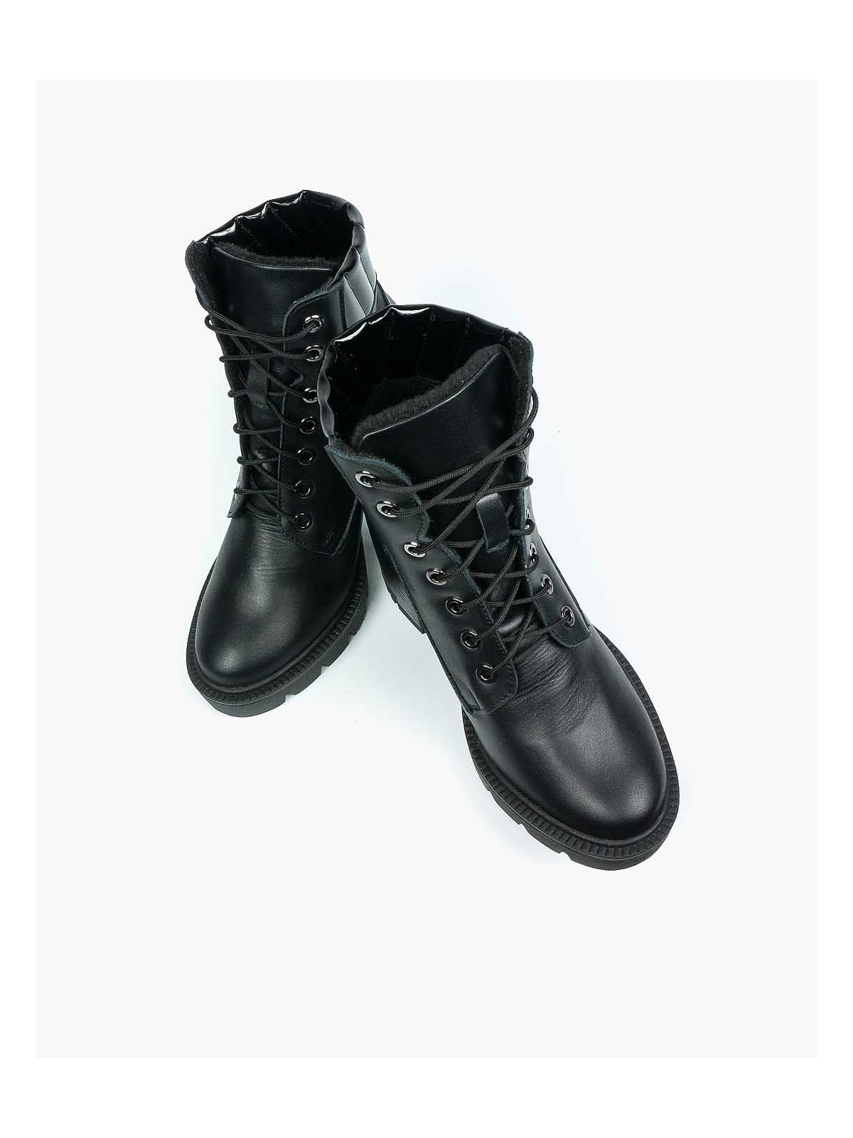 Czarne botki damskie skórzane