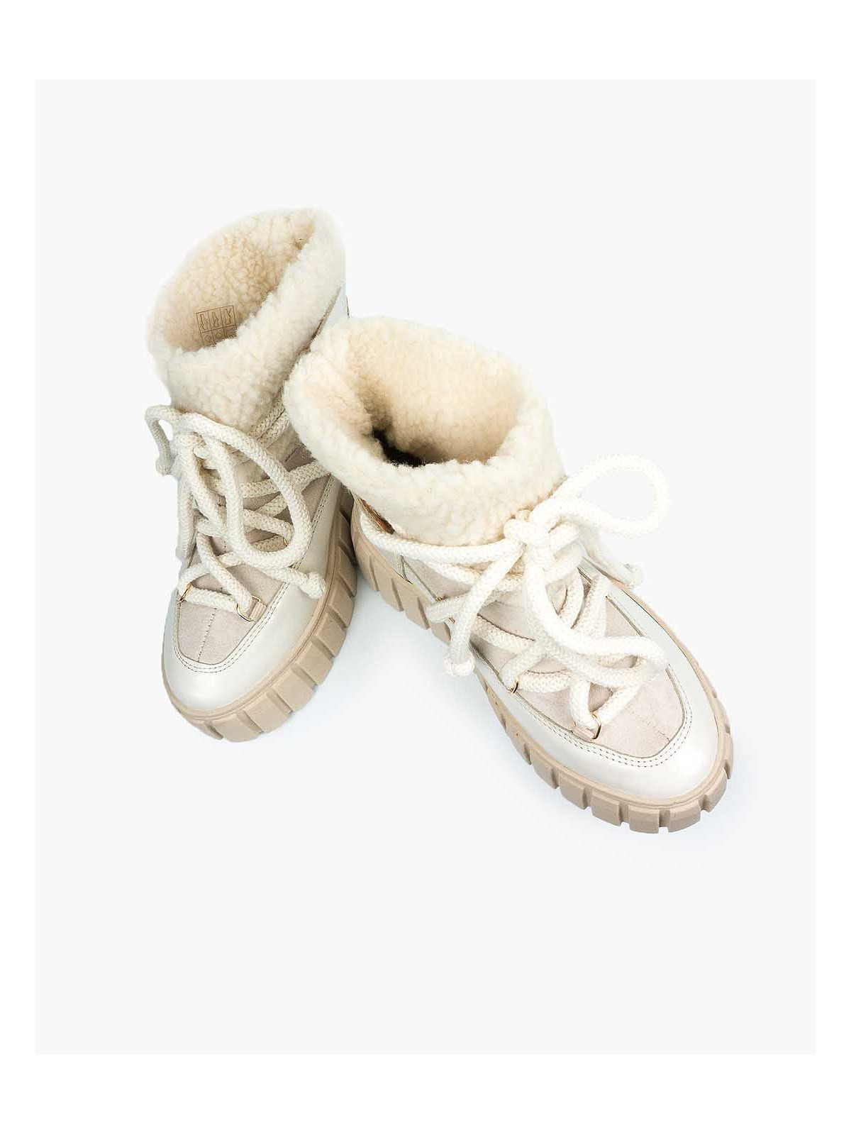 Beżowe śniegowce damskie skórzane