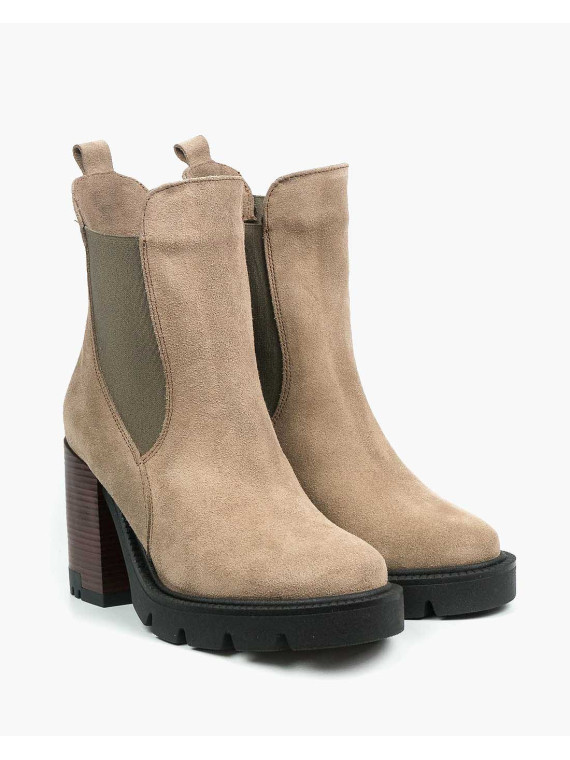 Beżowe botki damskie skórzane