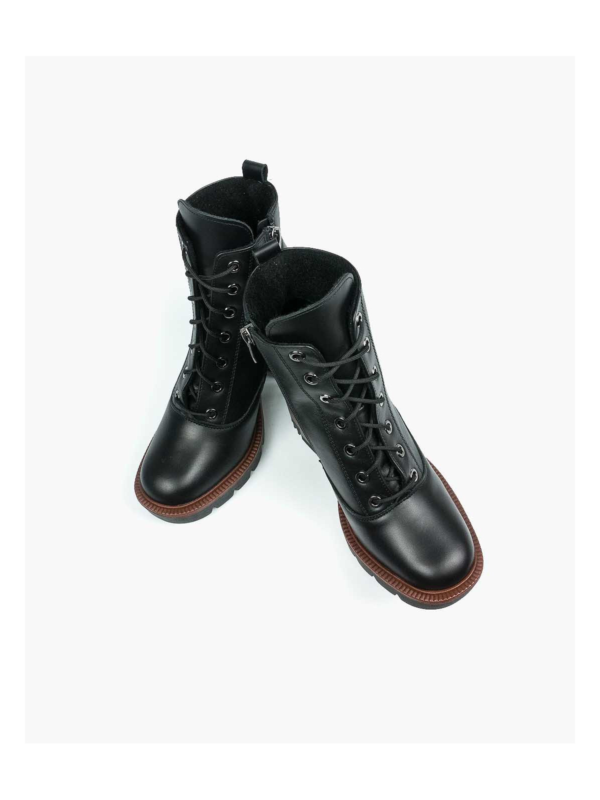 Czarne botki damskie skórzane