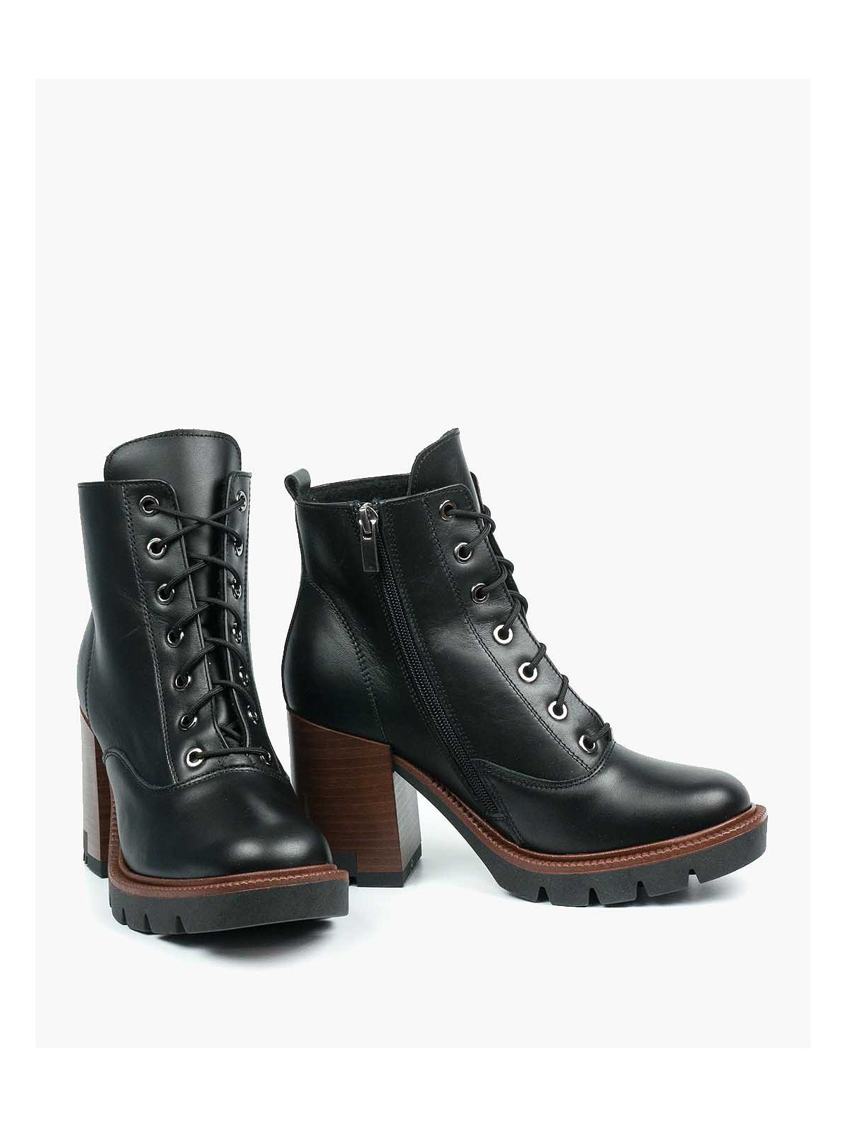 Czarne botki damskie skórzane