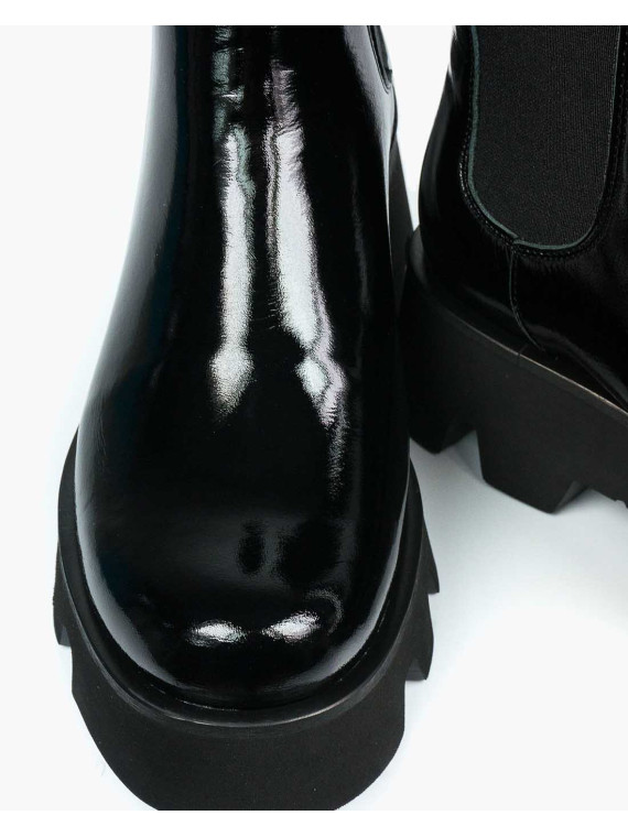 Czarne botki damskie skórzane