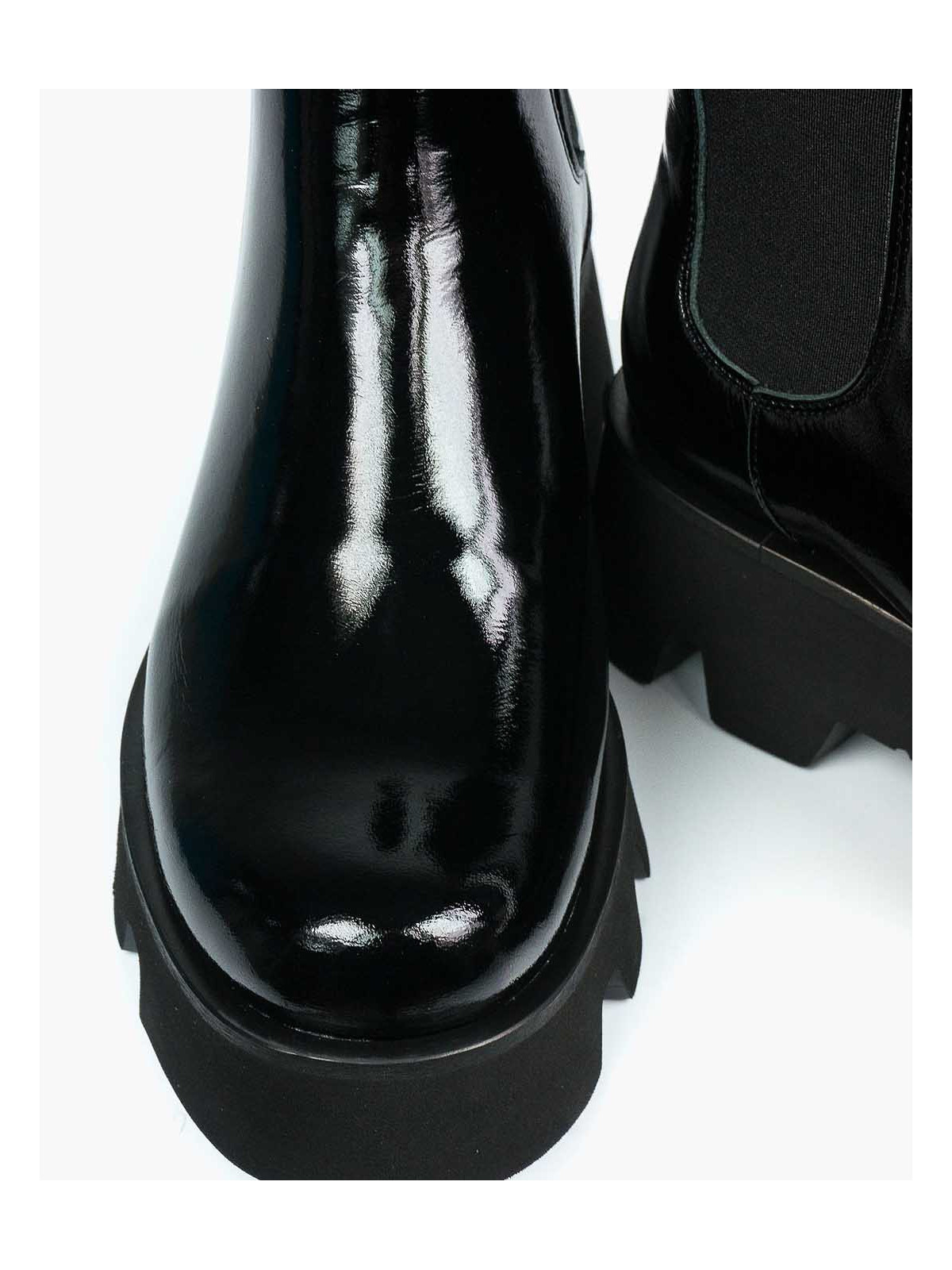 Czarne botki damskie skórzane