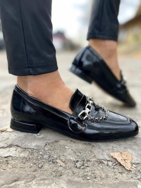 Czarne półbuty damskie skórzane