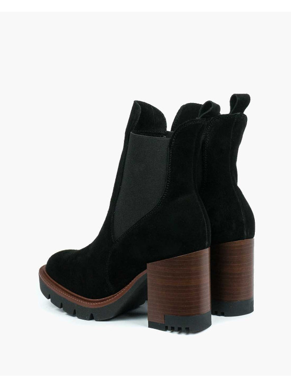 Czarne botki damskie skórzane