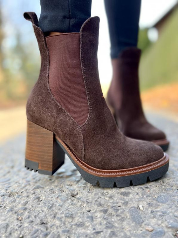 Brązowe botki damskie skórzane