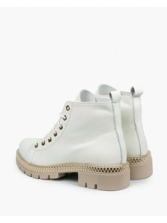 Białe trapery damskie skórzane