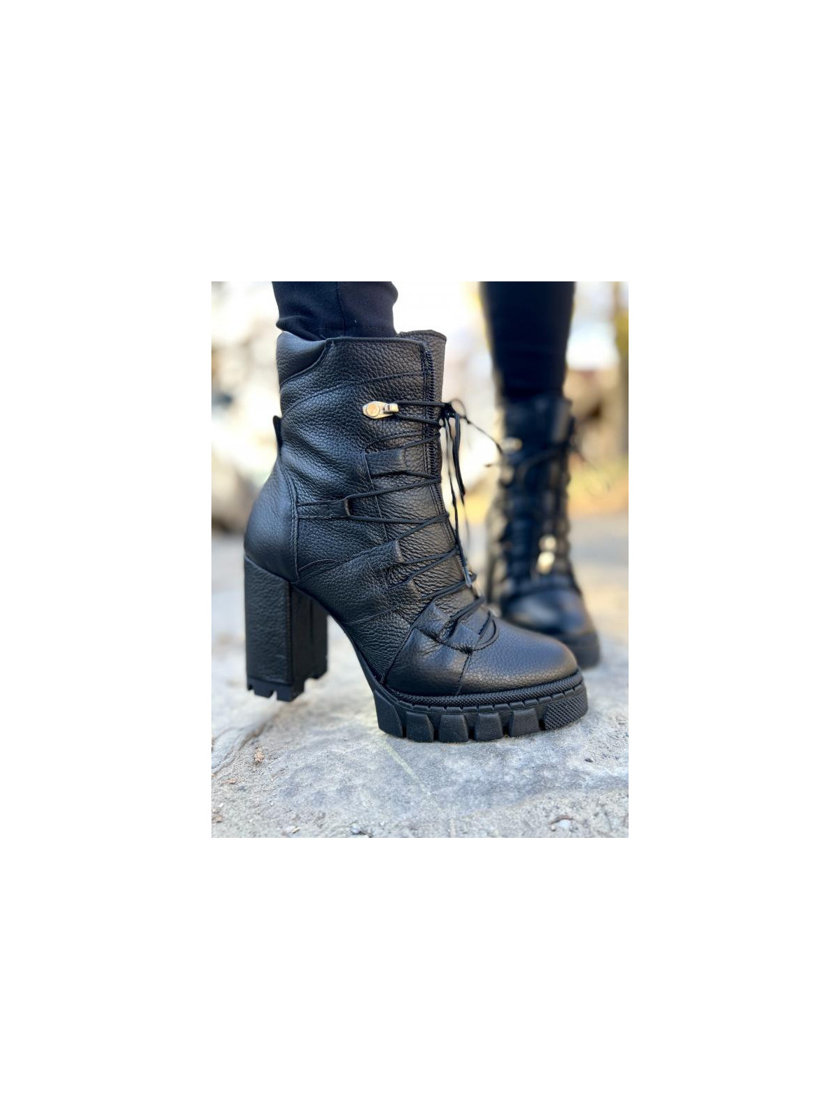 Czarne botki damskie skórzane