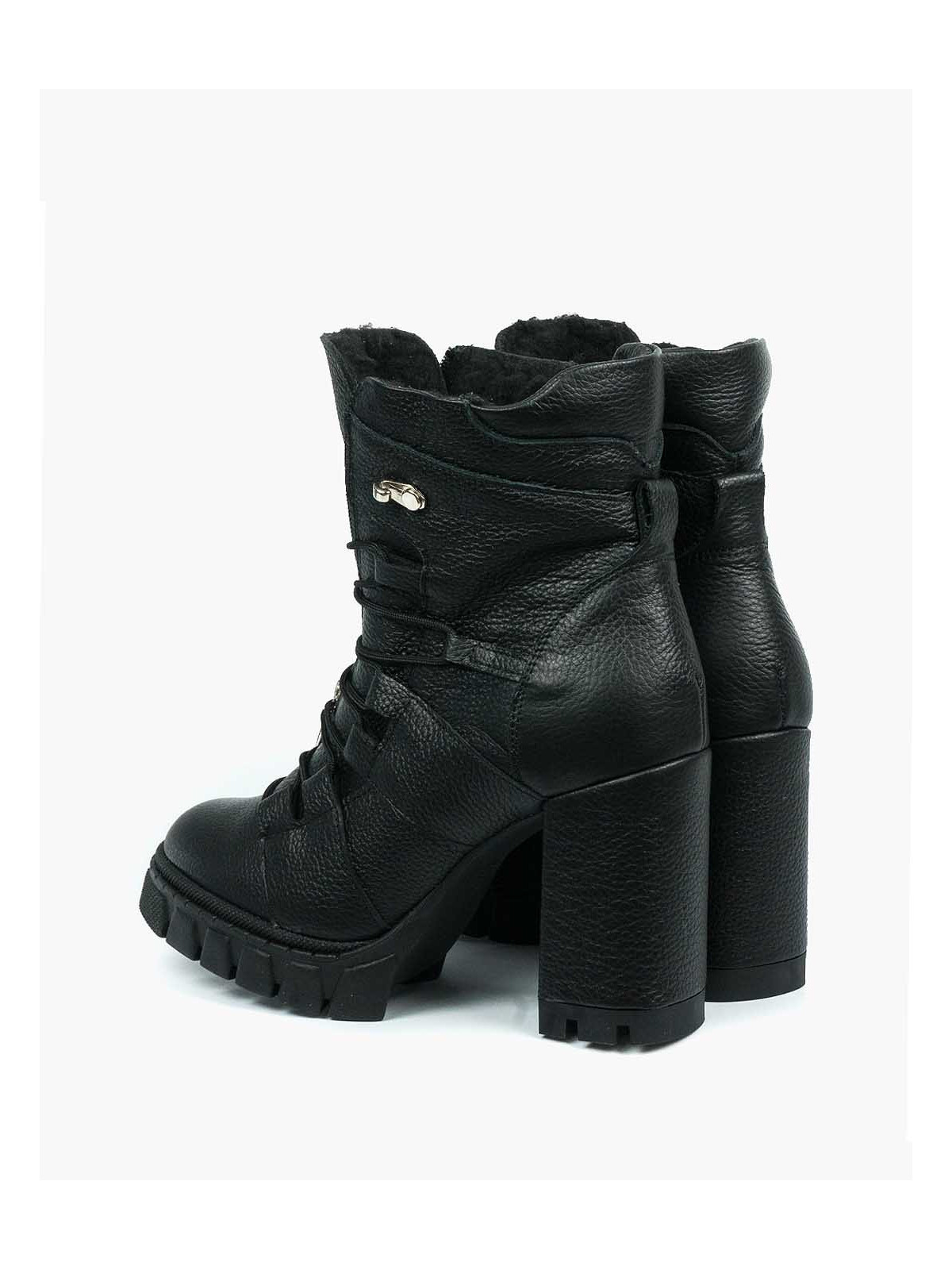 Czarne botki damskie skórzane