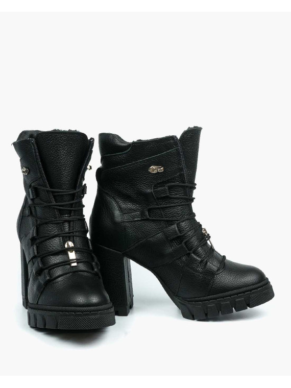 Czarne botki damskie skórzane