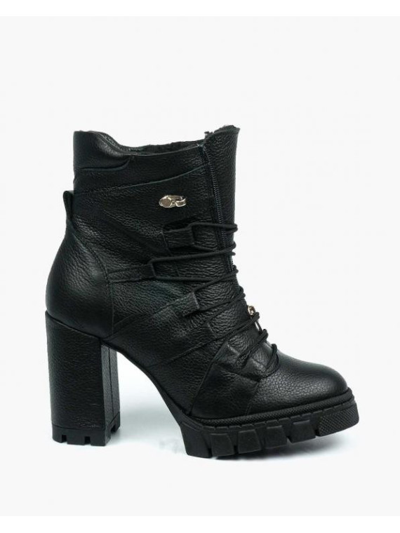 Czarne botki damskie skórzane