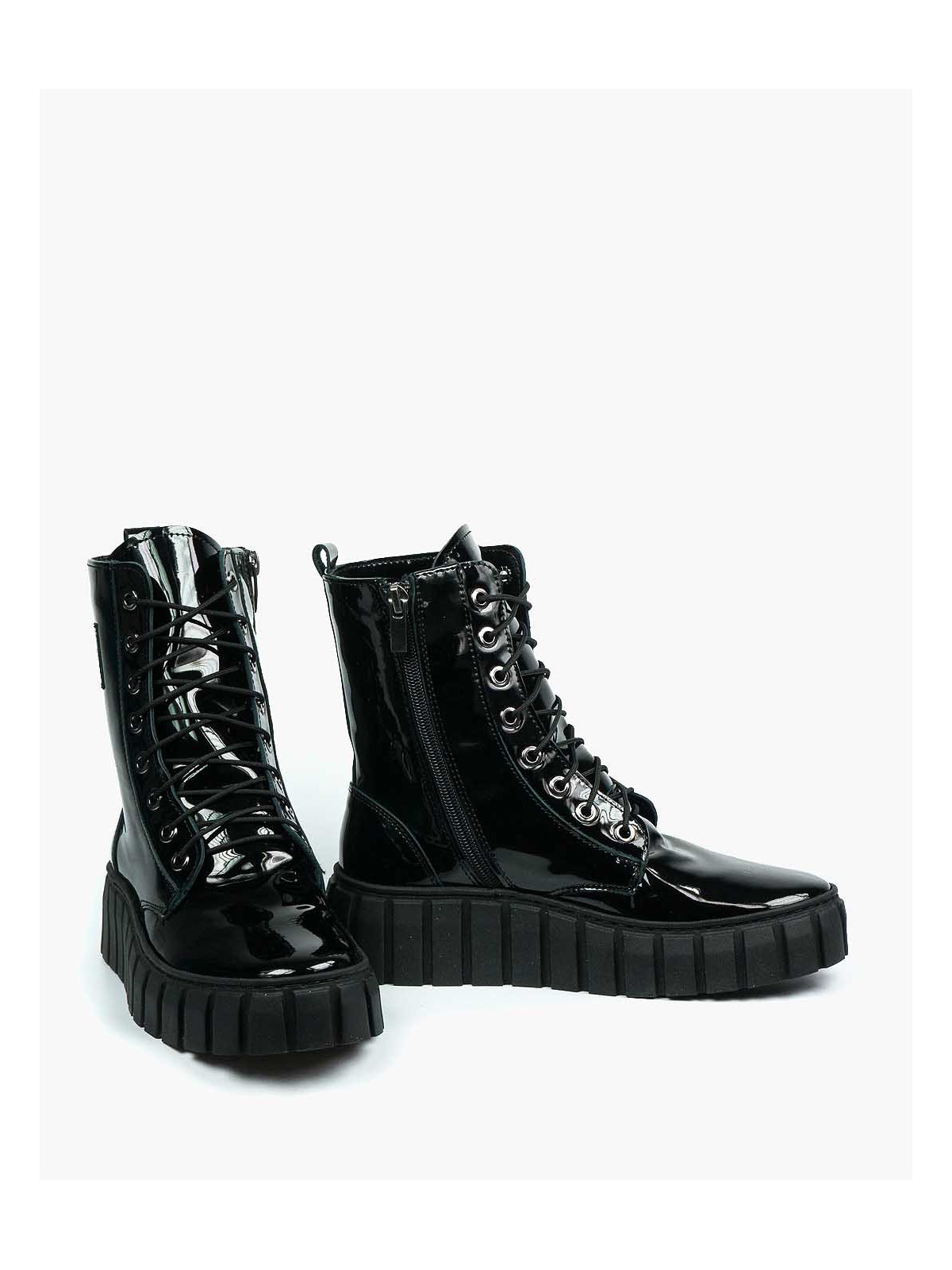 Czarne botki damskie skórzane