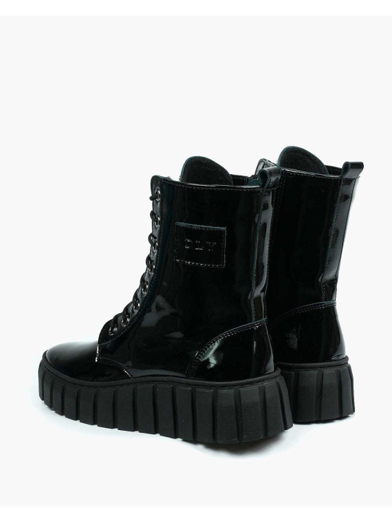 Czarne botki damskie skórzane