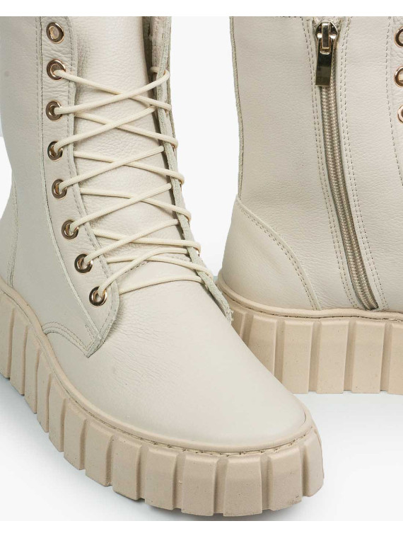 Beżowe botki damskie skórzane