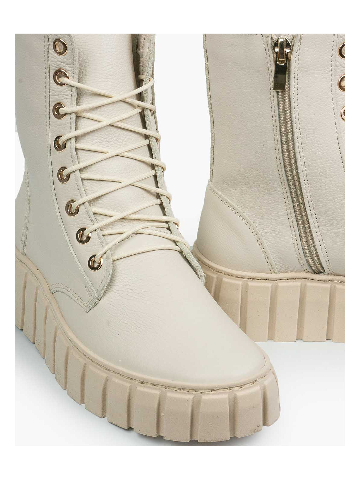 Beżowe botki damskie skórzane