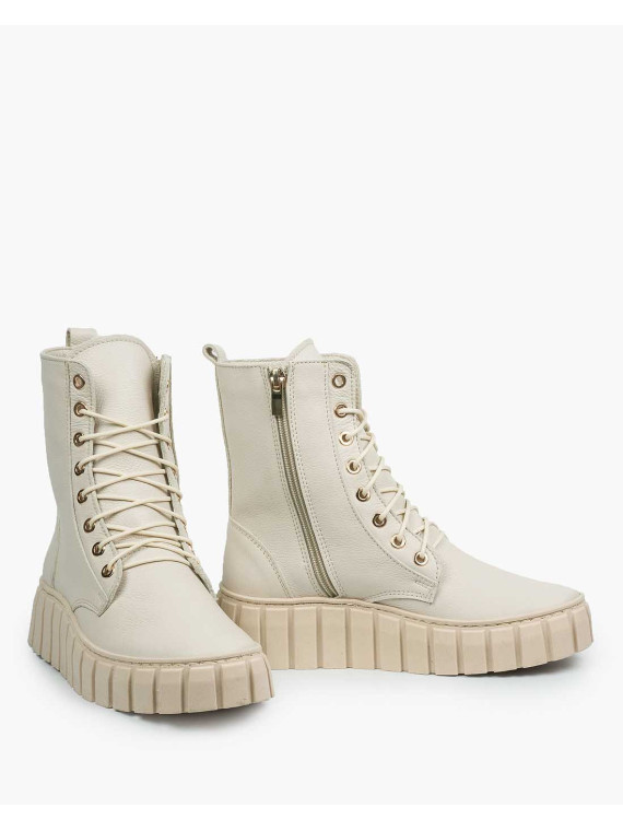 Beżowe botki damskie skórzane