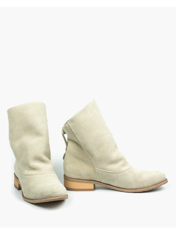 Beżowe botki damskie skórzane