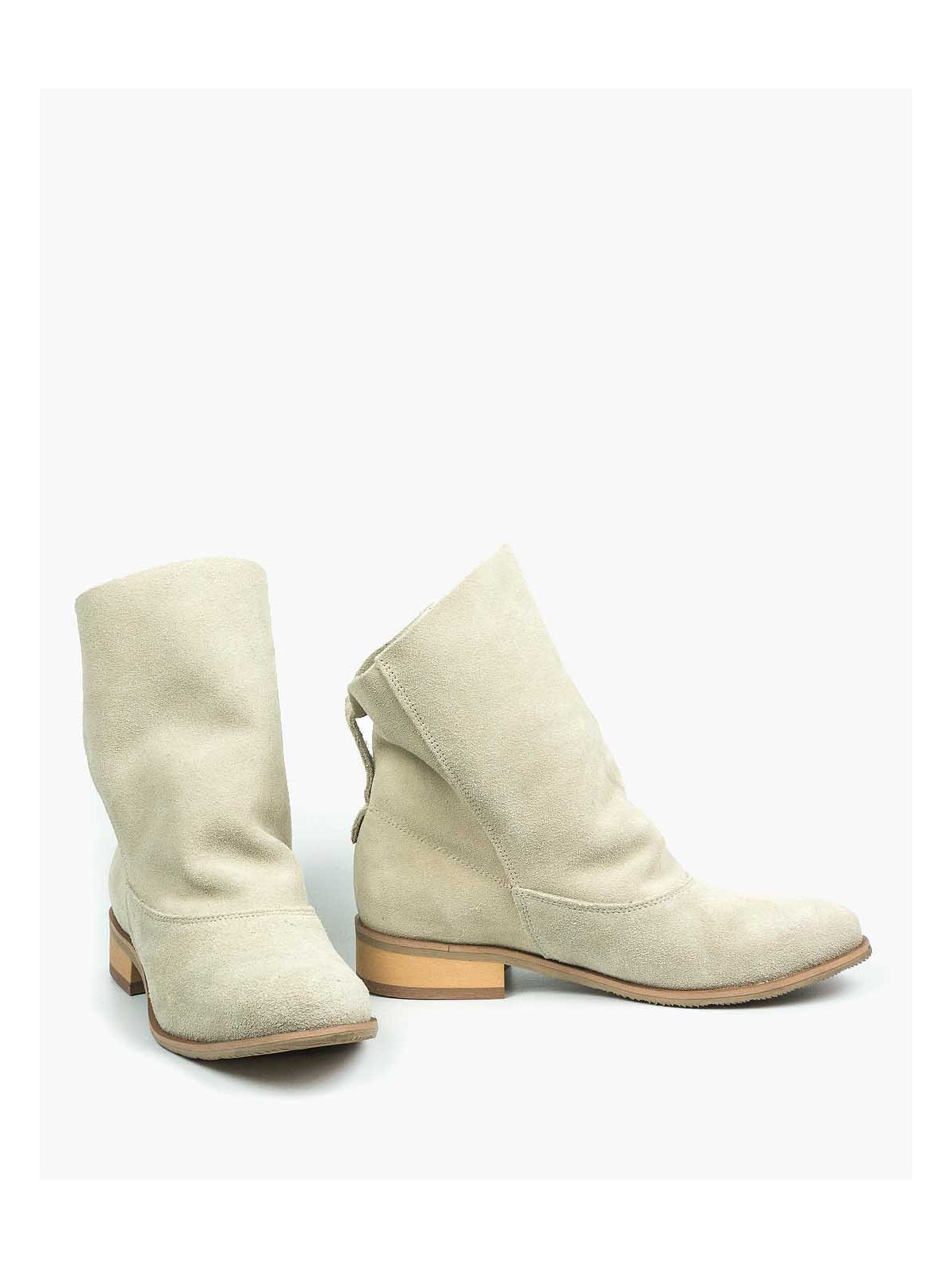 Beżowe botki damskie skórzane