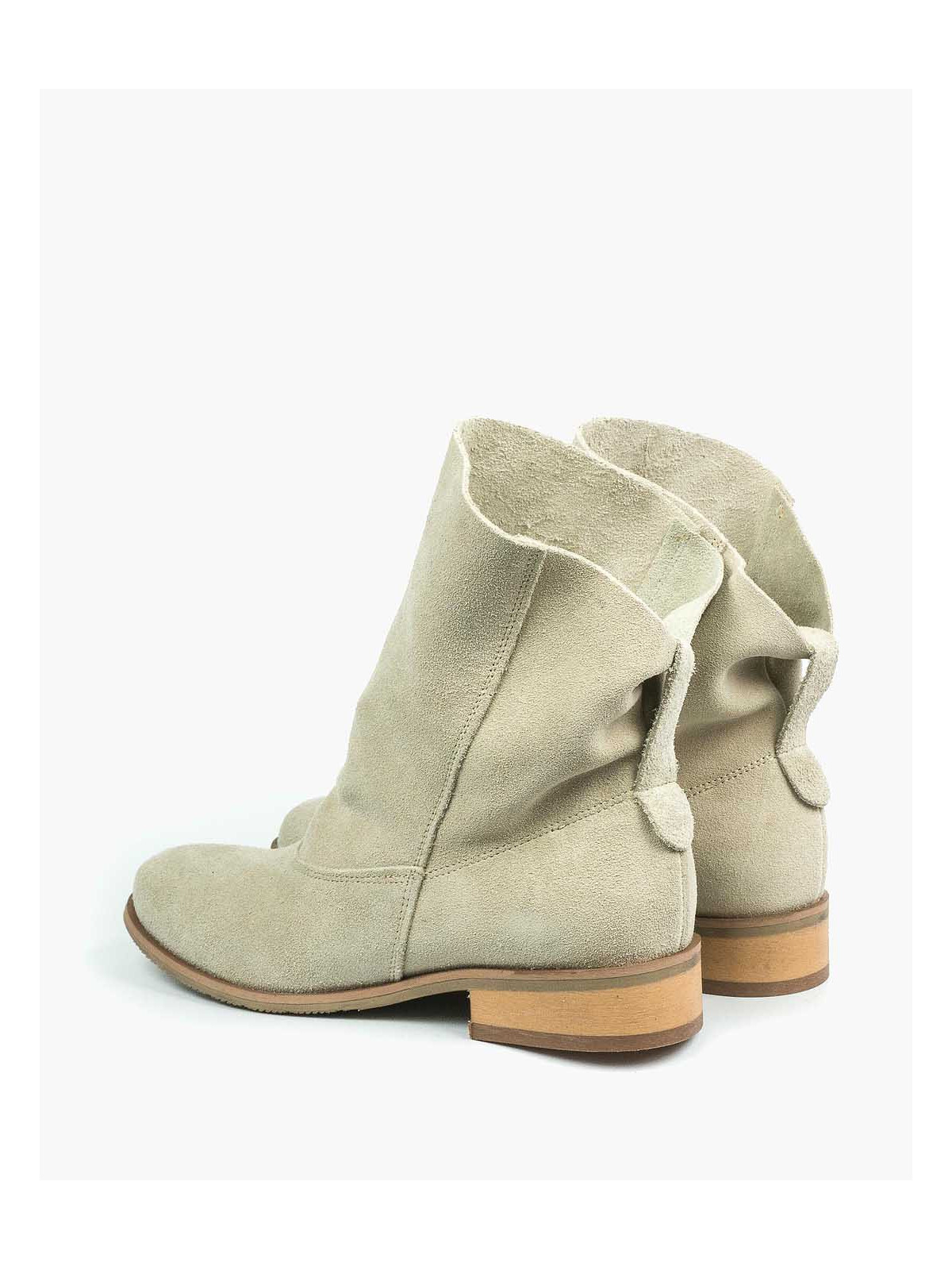 Beżowe botki damskie skórzane