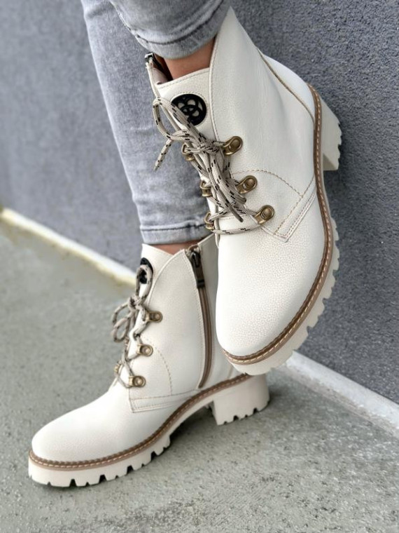 Beżowe trapery damskie skórzane