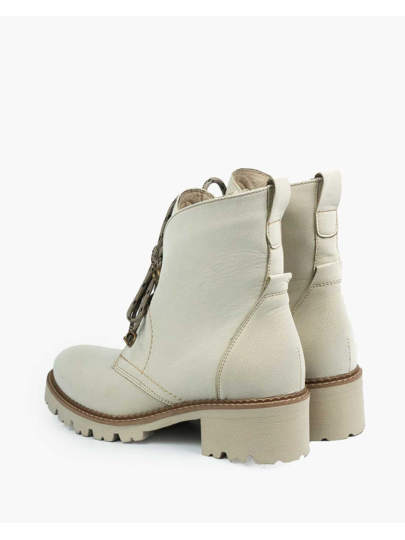 Beżowe trapery damskie skórzane