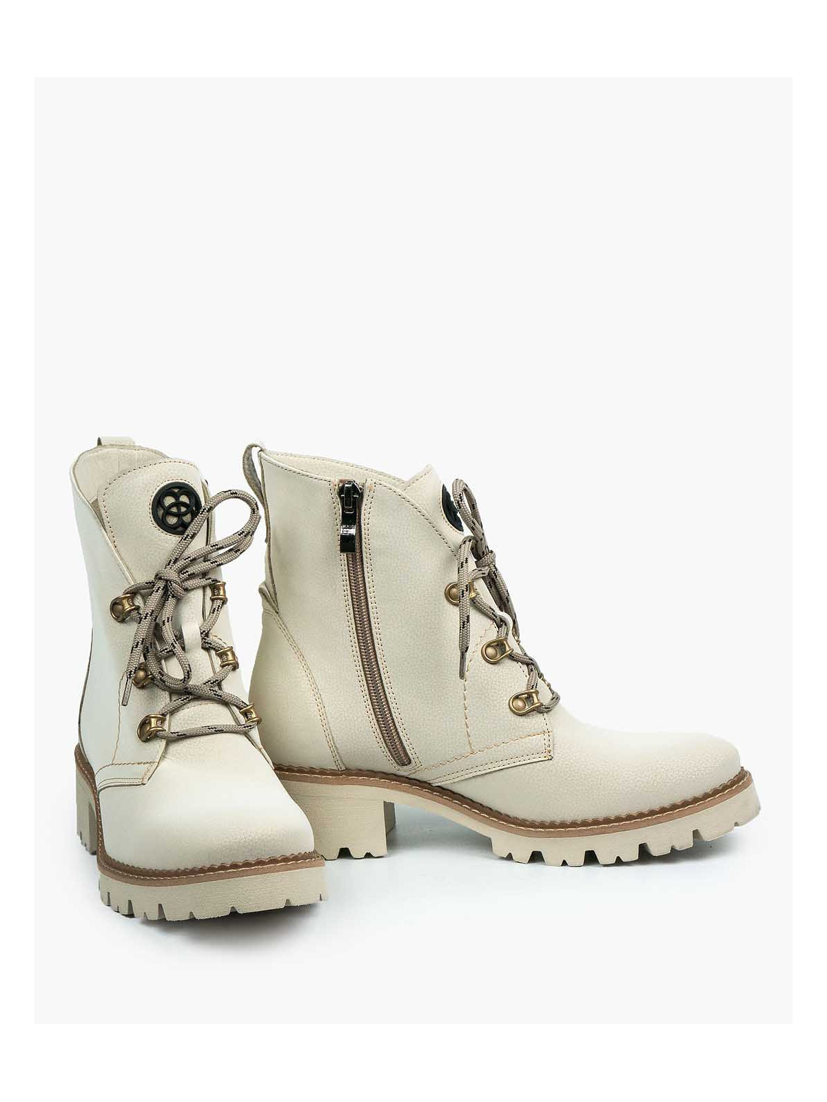 Beżowe trapery damskie skórzane