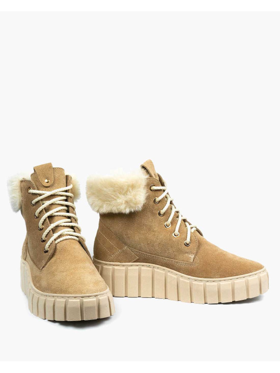 Beżowe botki damskie skórzane