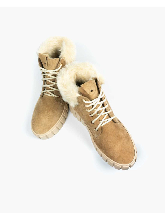 Beżowe botki damskie skórzane