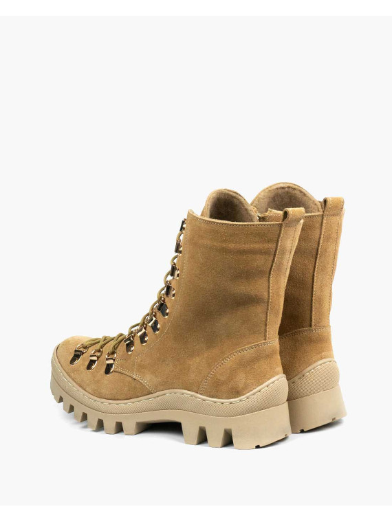 Beżowe trapery damskie skórzane