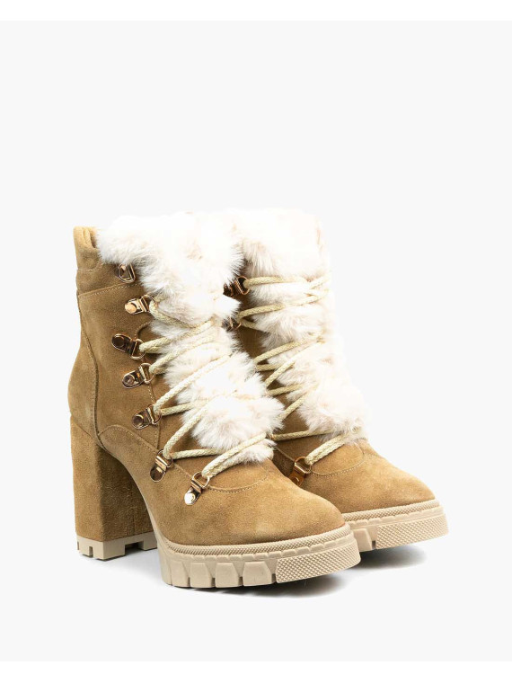 Beżowe botki damskie skórzane