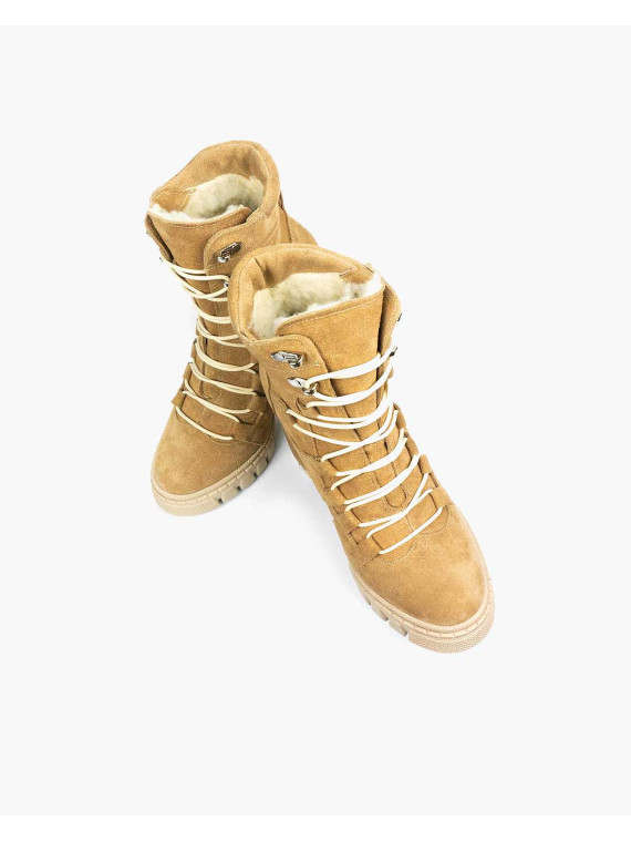 Beżowe botki damskie skórzane