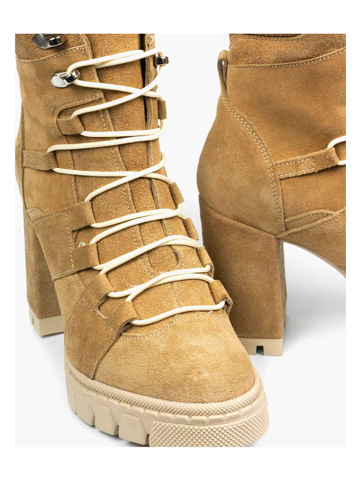 Beżowe botki damskie skórzane