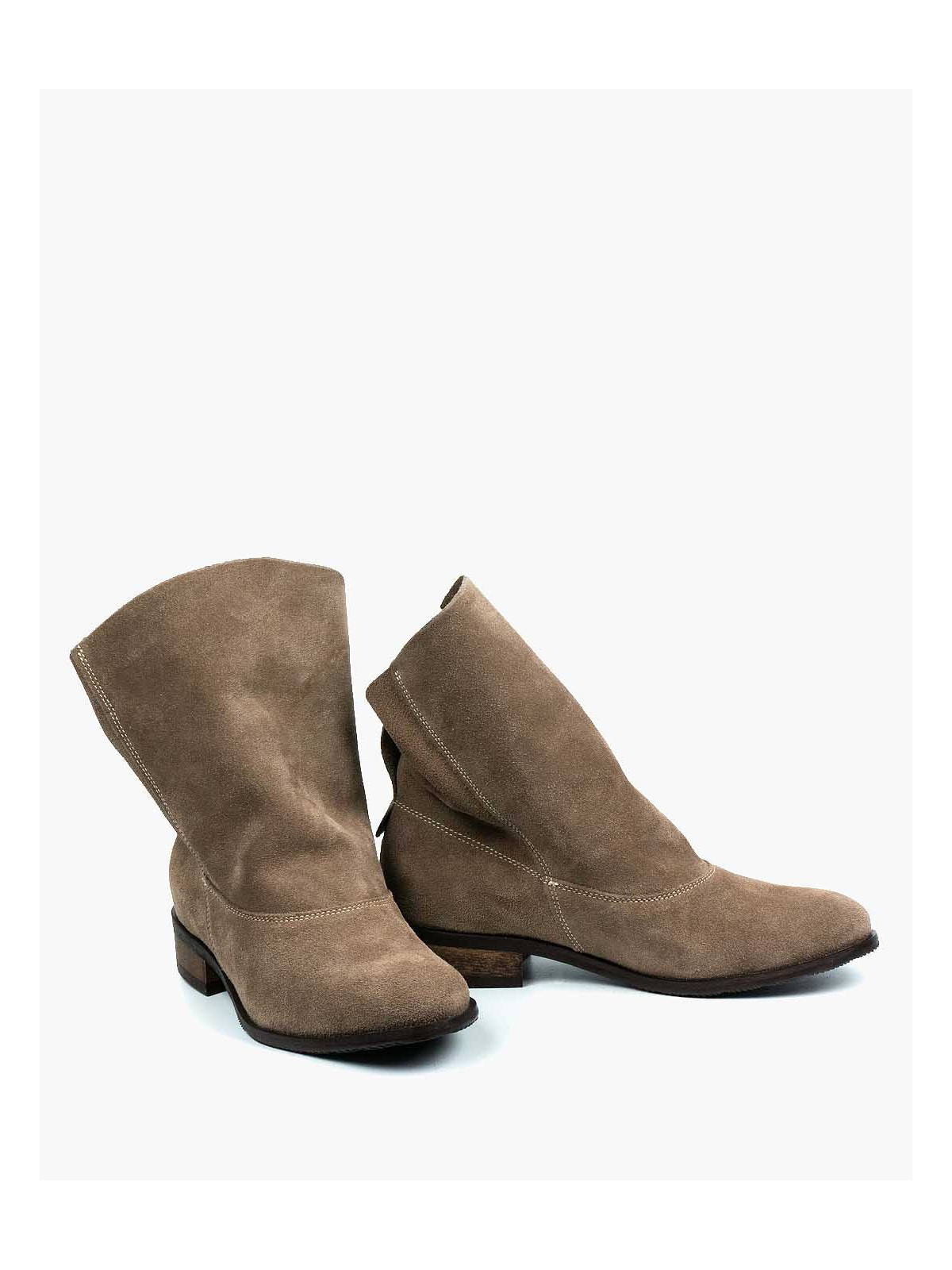 Beżowe botki damskie skórzane