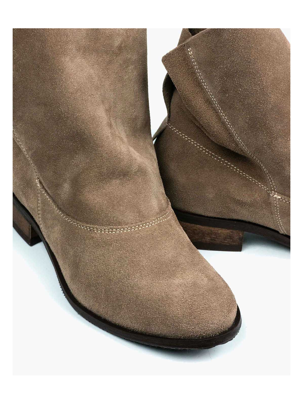 Beżowe botki damskie skórzane