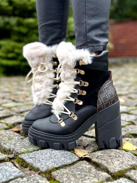 Czarne botki damskie skórzane