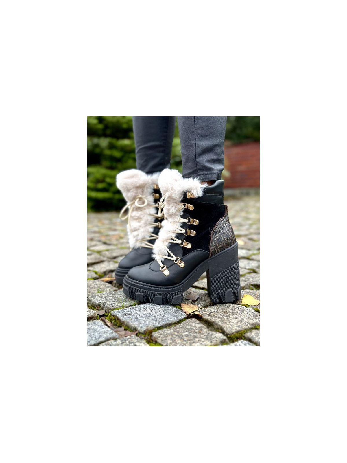 Czarne botki damskie skórzane