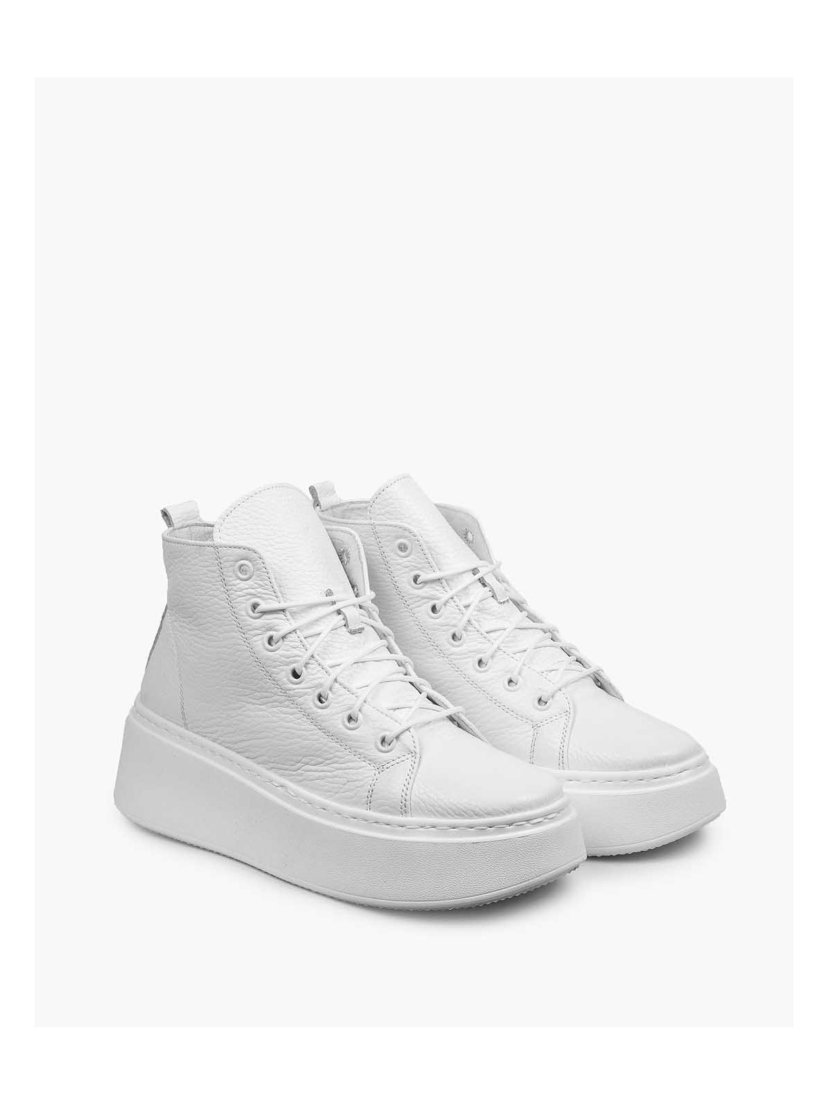 Białe trampki damskie skórzane