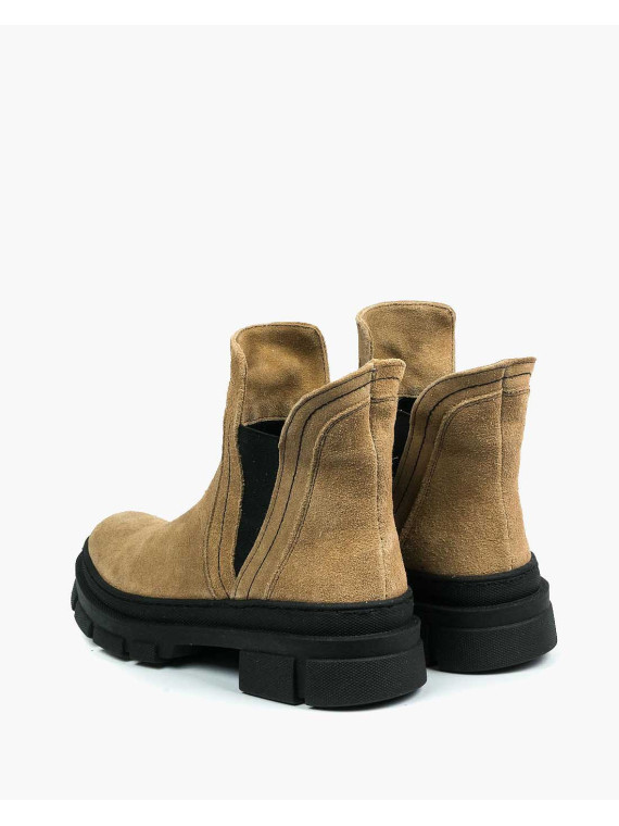 Beżowe trapery damskie skórzane