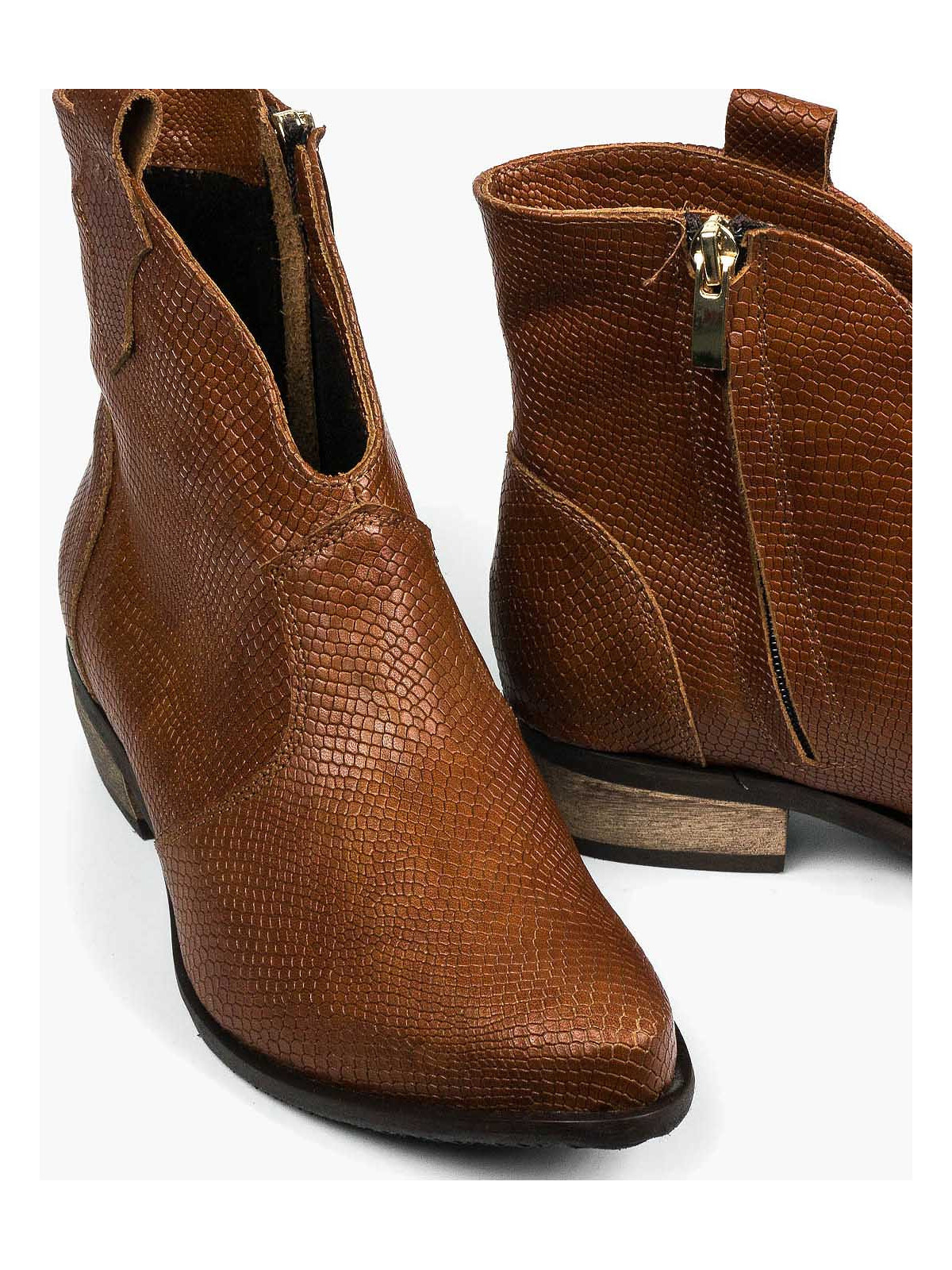 Brązowe botki damskie skórzane