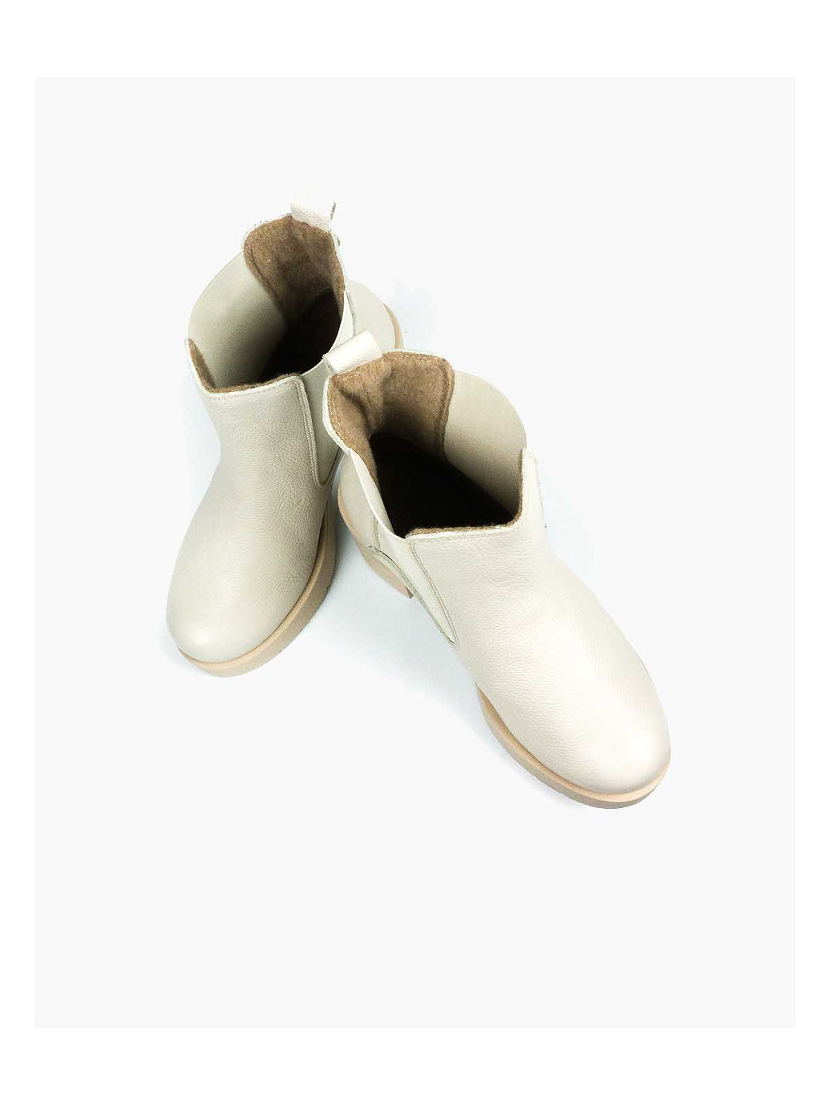 Beżowe botki damskie skórzane