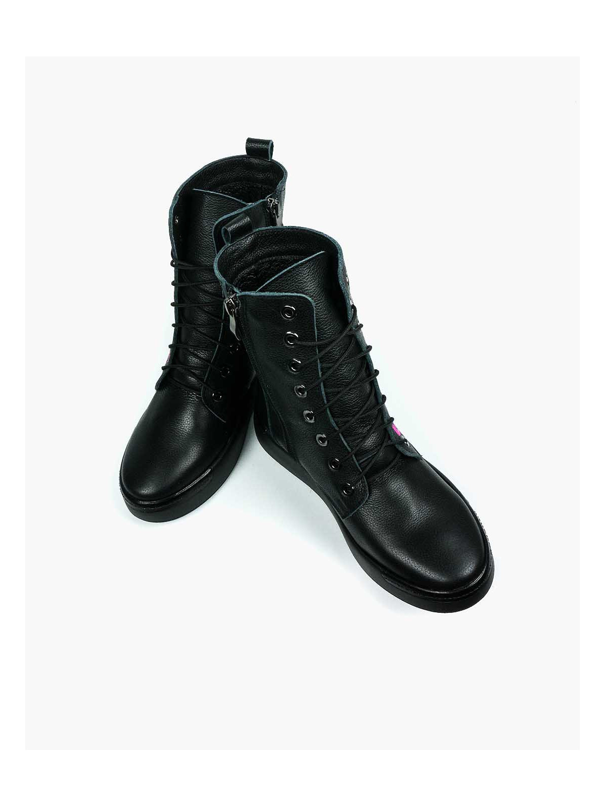 Czarne trampki damskie skórzane