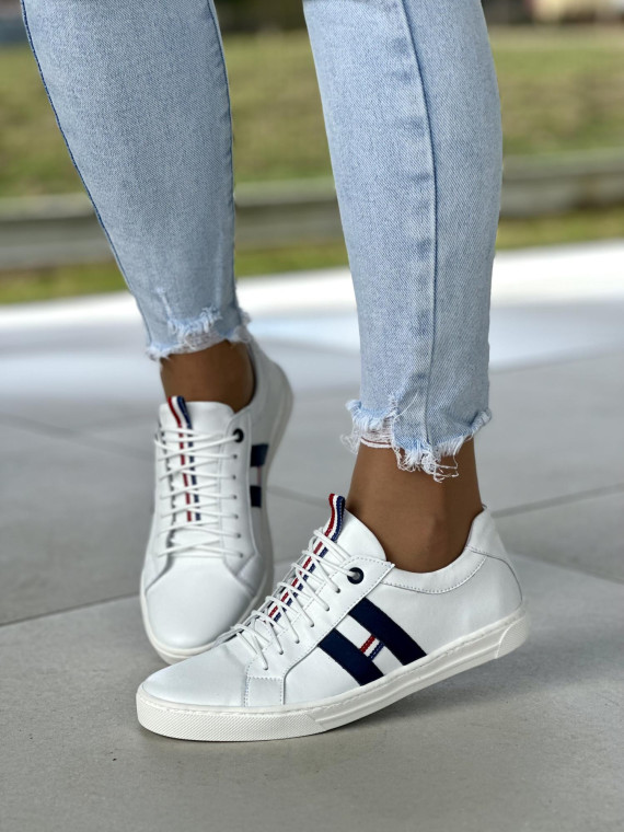 Białe trampki damskie skórzane