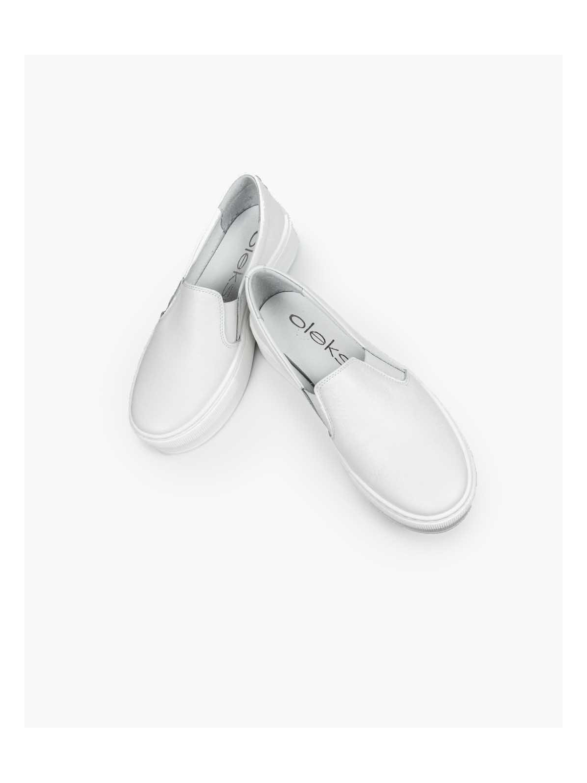 Białe półbuty damskie skórzane