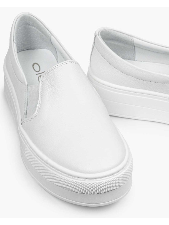 Białe półbuty damskie skórzane