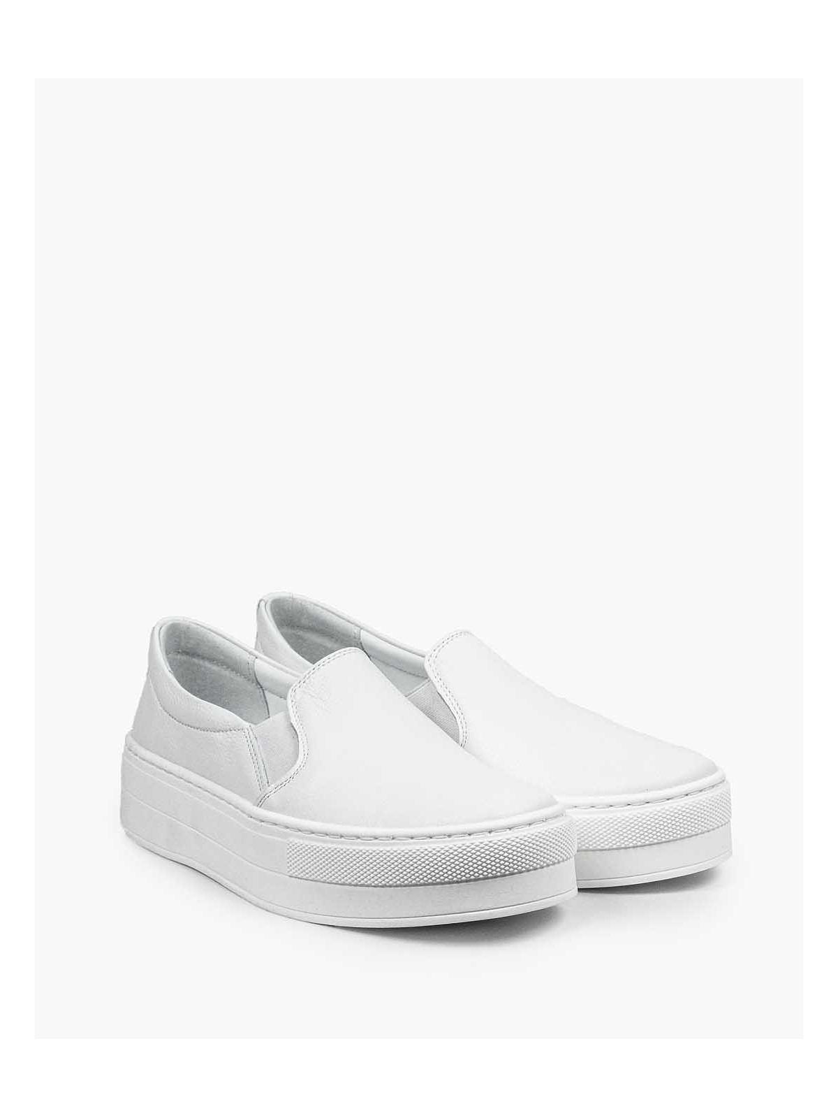 Białe półbuty damskie skórzane