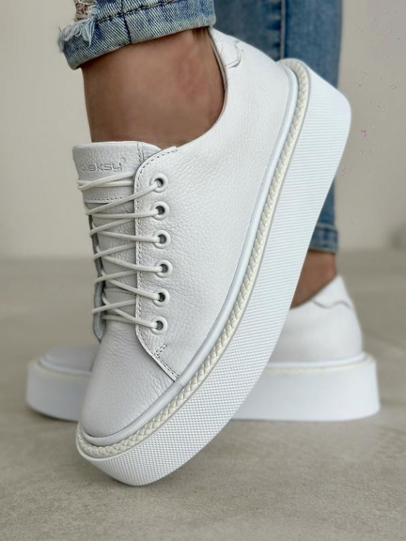 Białe trampki damskie skórzane