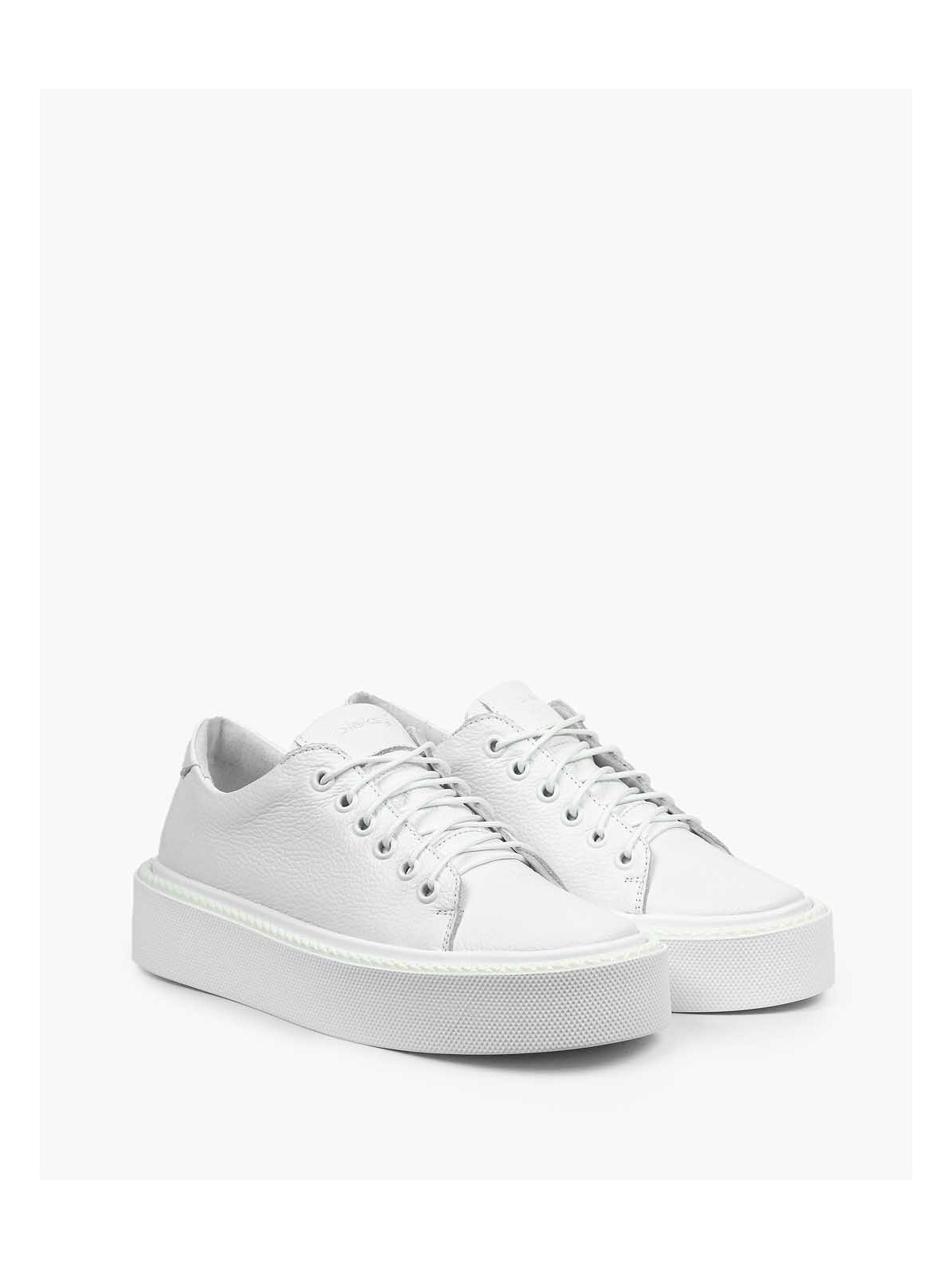 Białe trampki damskie skórzane