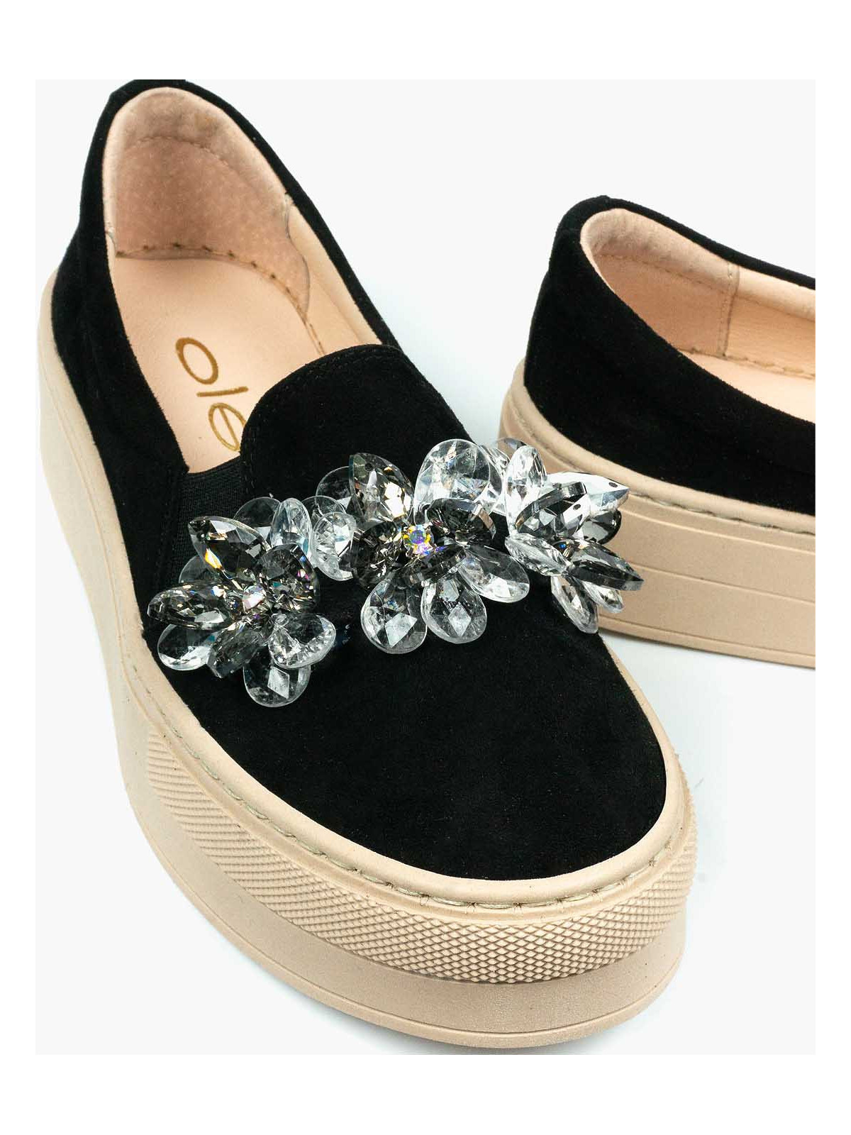 Czarne półbuty damskie skórzane