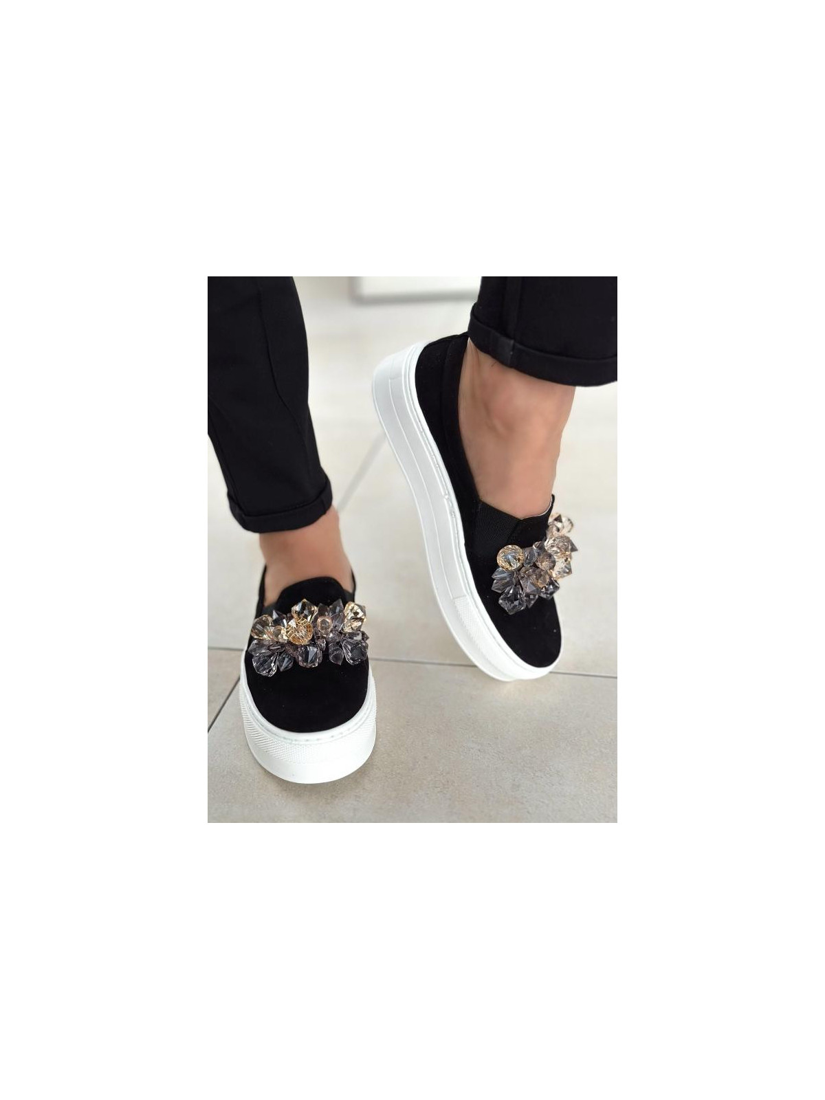 Czarne półbuty damskie skórzane